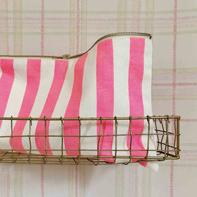 LILI FLAT POUCH STRIPES NEON PINK